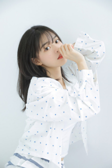 草莓丝瓜芭乐鸭脖奶茶